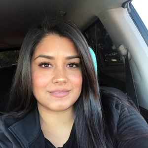 Meet your Posher, Daniela